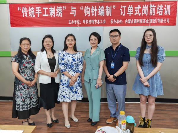 傳統(tǒng)手工藝培訓班結業(yè)啦！